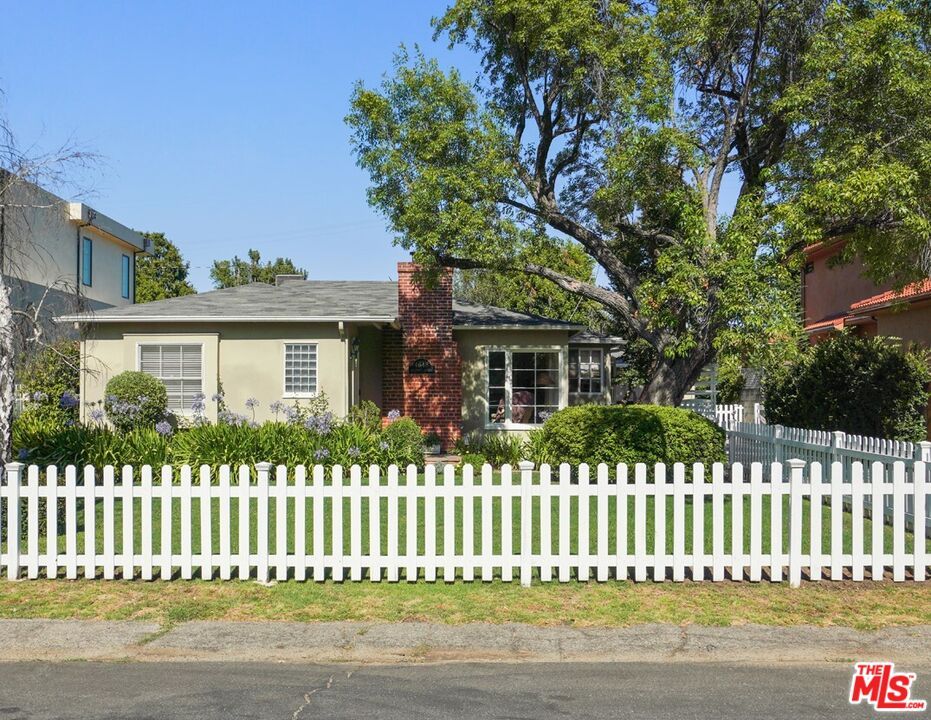 Property photo 1 of 47