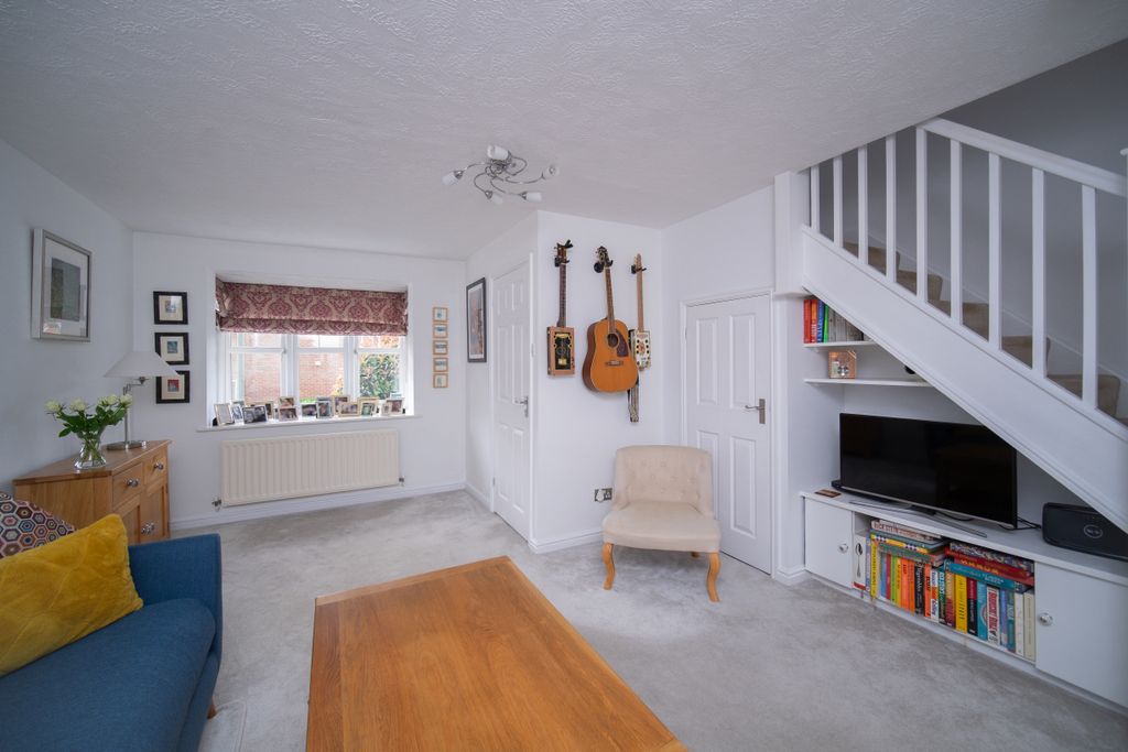 Property photo 2 of 14