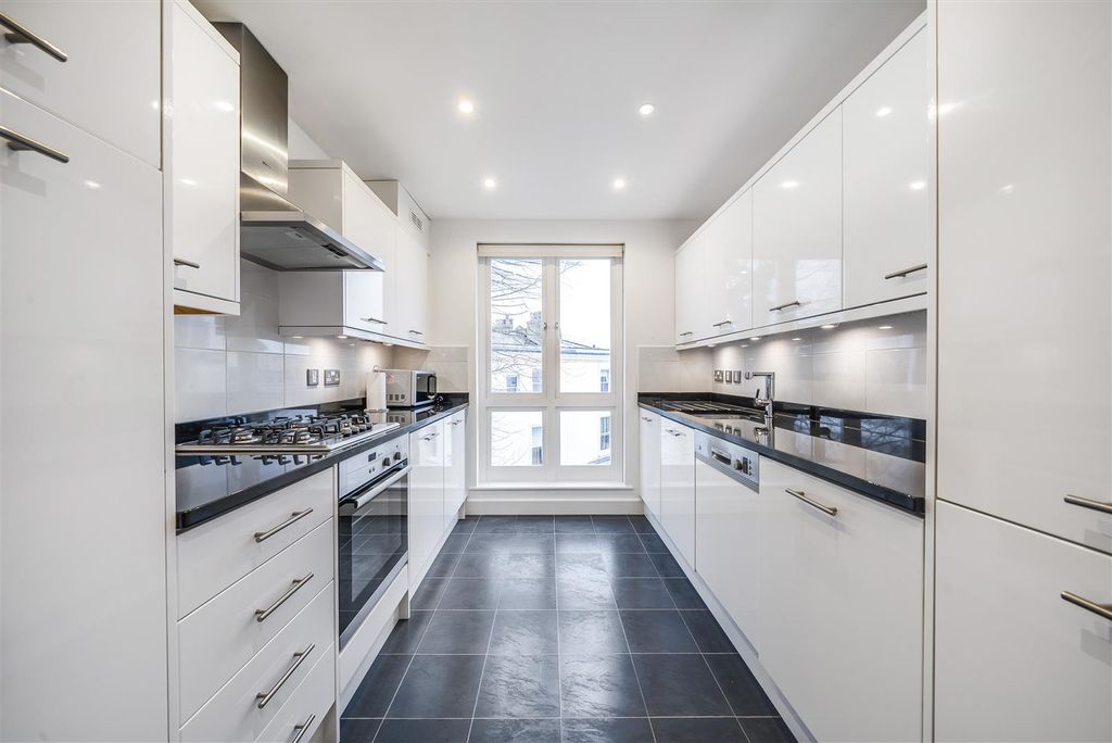 Property photo 2 of 7 960522 (4).Jpg