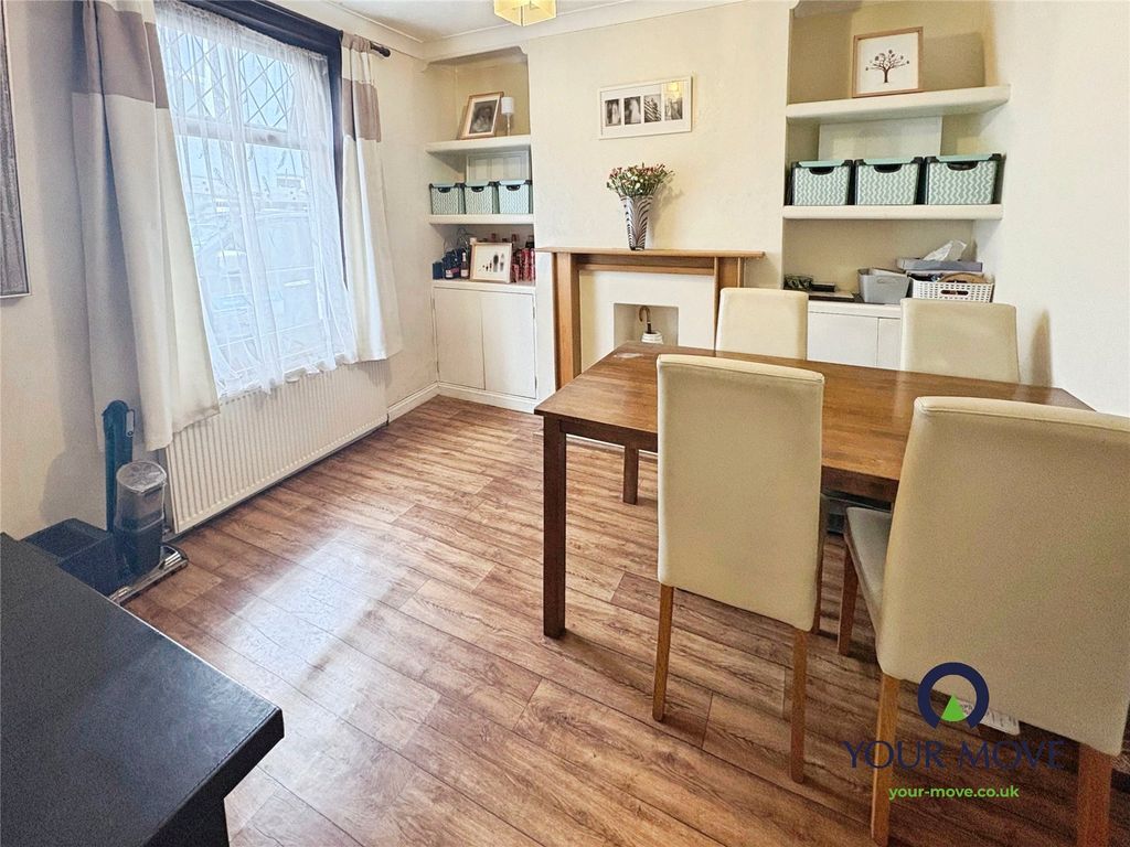 Property photo 3 of 15 Picture No. 14