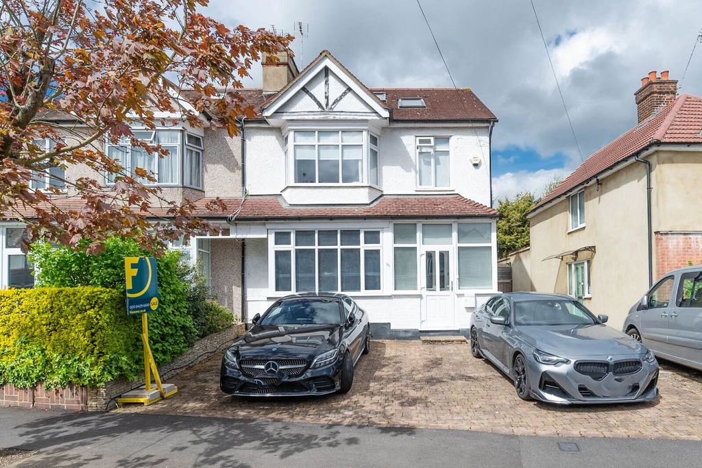 Property photo 2 of 12