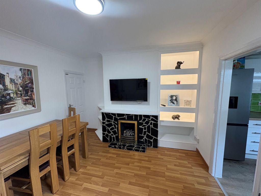 Property photo 2 of 24