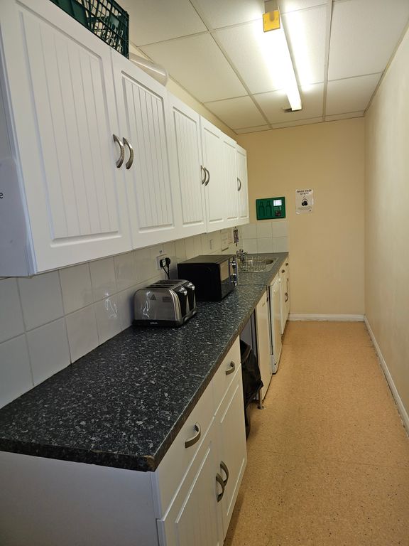 Property photo 2 of 4