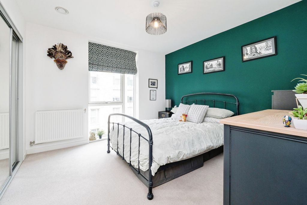 Property photo 2 of 16 Pbox-Img.Jpg