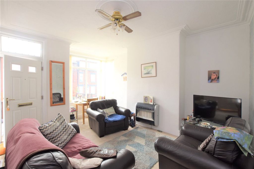 Property photo 2 of 18 Picture No. 22