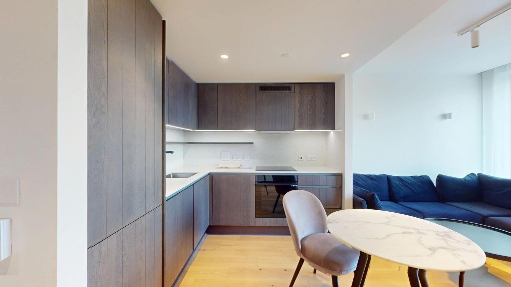 Property photo 2 of 27 Kitchen