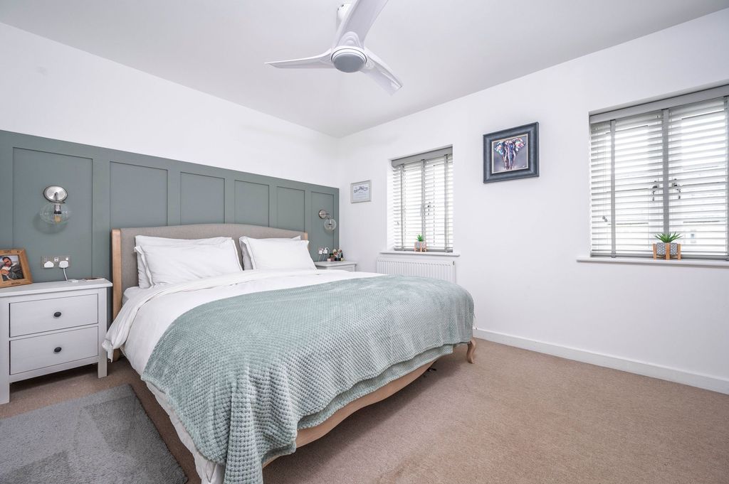 Additional image 9 of 2 bed end terrace house for saleThe Furrows, Bourton-On-The-Water GL54