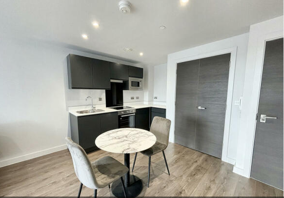 Property photo 2 of 7