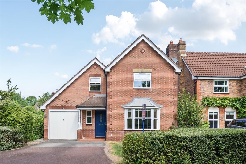 Property photo 1 of 20 3-68232F1c7031A-1289708-Arw-3.Jpg