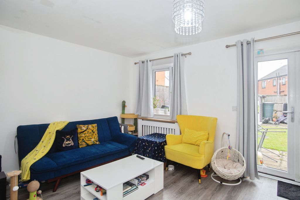 Property photo 1 of 15