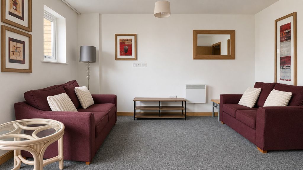 Property photo 2 of 11