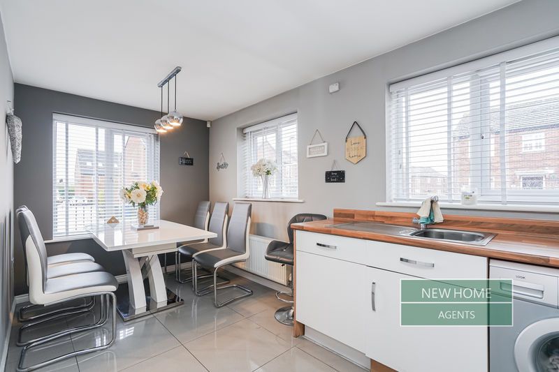 Property photo 3 of 28 Photo 10