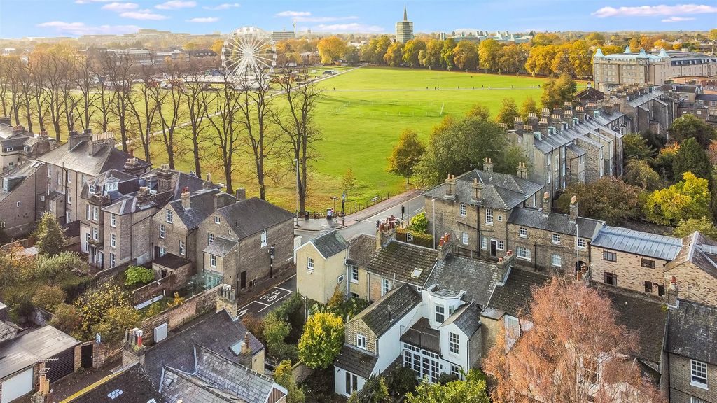 Property photo 1 of 20 Drone (7).Jpg