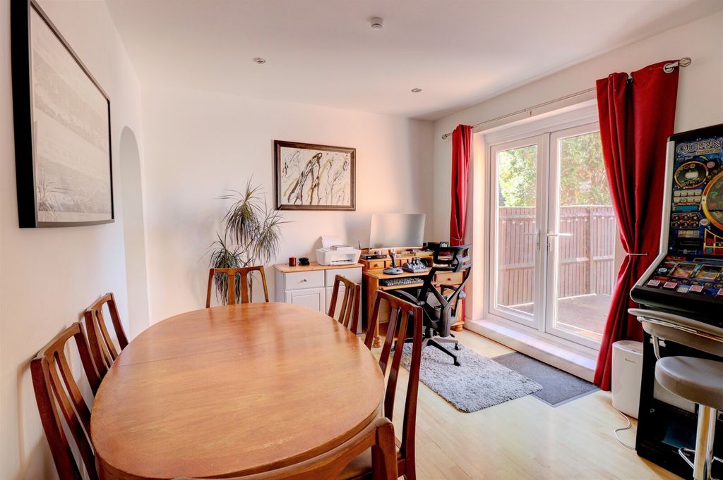 Property photo 3 of 16 Picture No. 03