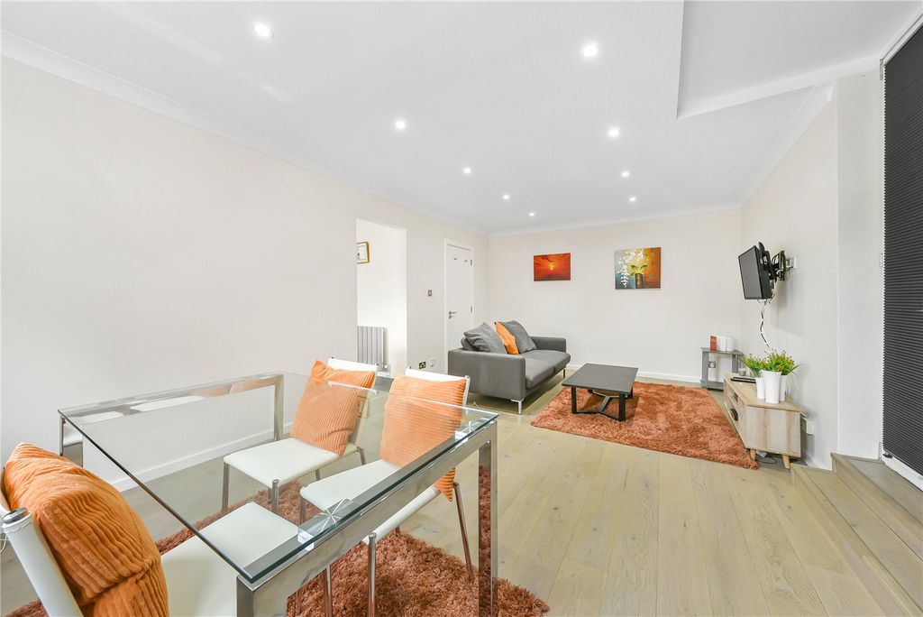 Property photo 2 of 15 Dining Area