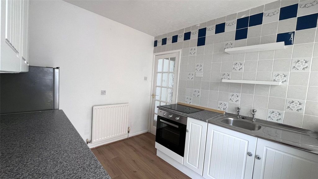 Property photo 3 of 9 Picture No. 06