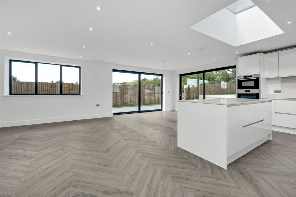 Property photo 1 of 20 Open Plan