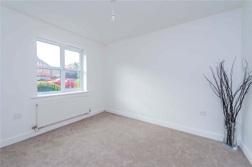 Property photo 3 of 26 Picture No. 18