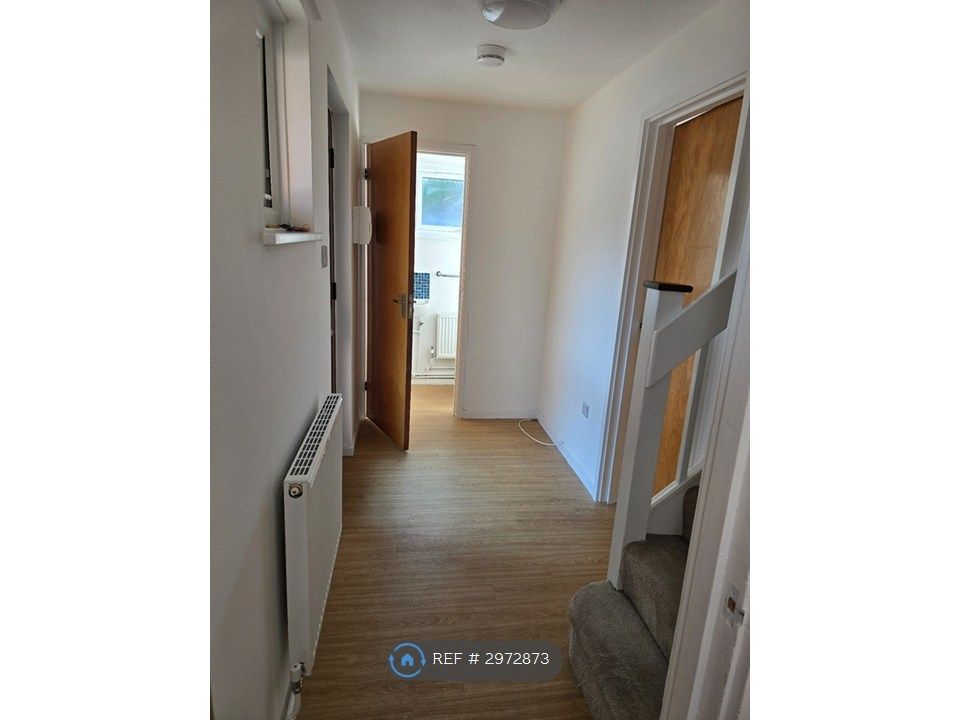 Property photo 3 of 33