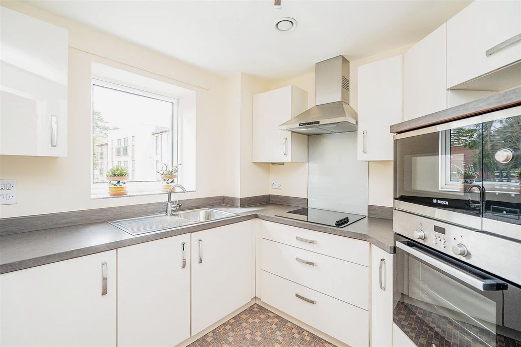 Property photo 2 of 23 Kitchen