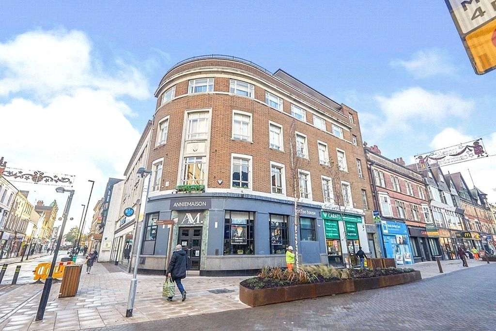 Property photo 1 of 6 Front