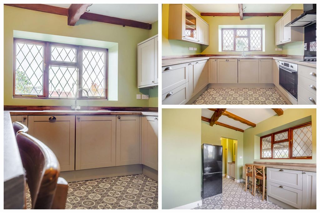 Property photo 3 of 34 Comp2.Jpg