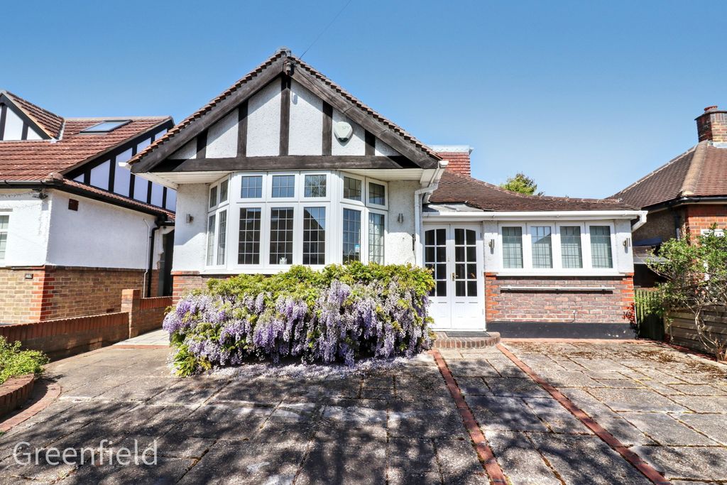 Property photo 1 of 31