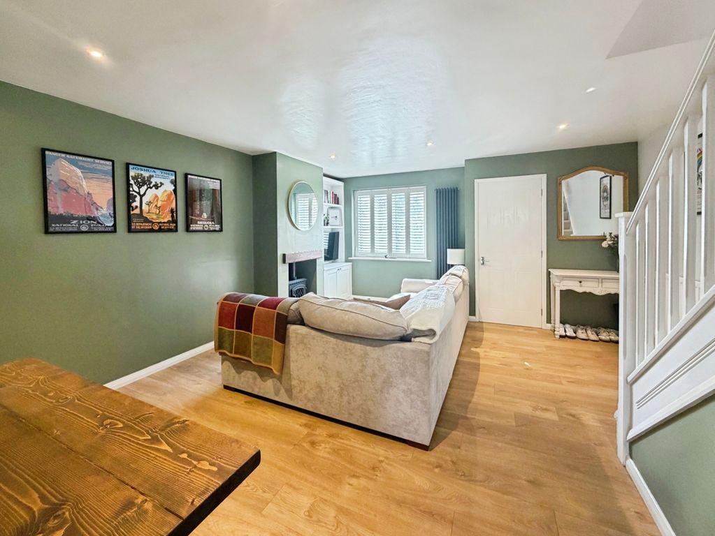Property photo 3 of 20 Pbox-Img.Jpg
