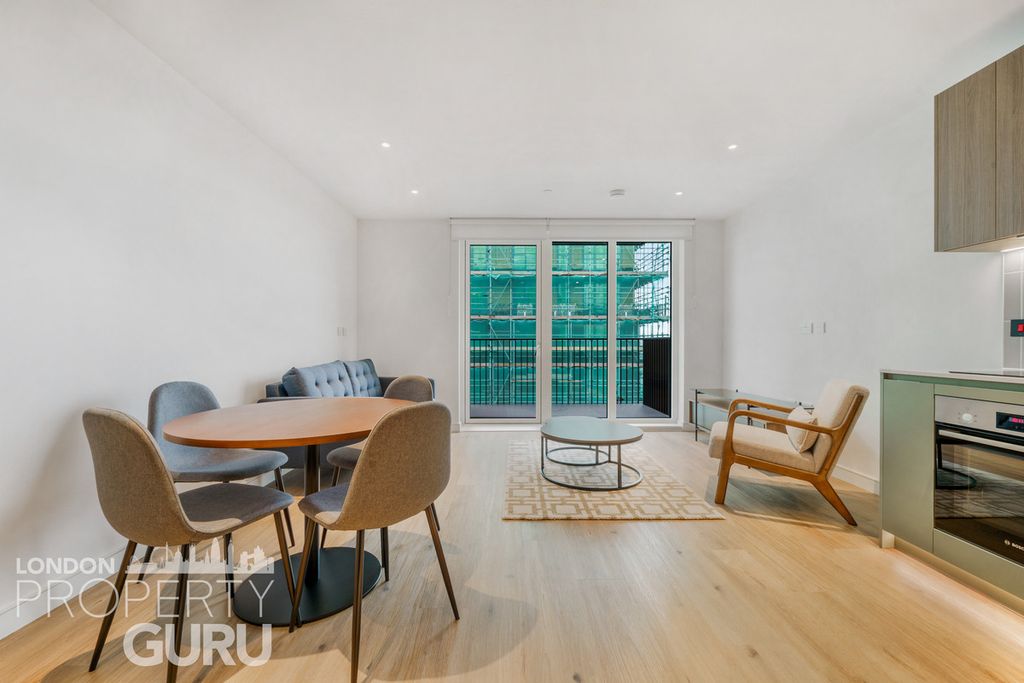 Property photo 3 of 13