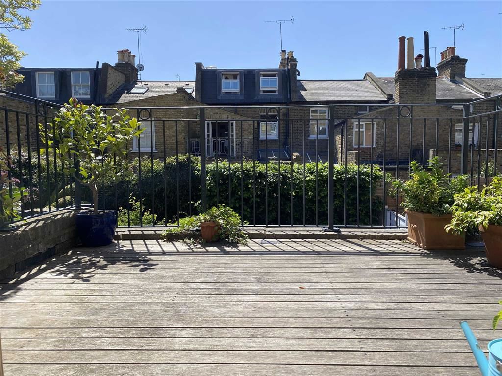 Property photo 3 of 5