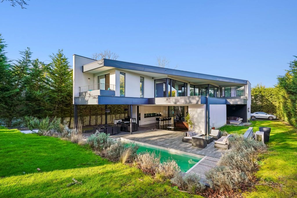 Property photo 1 of 21