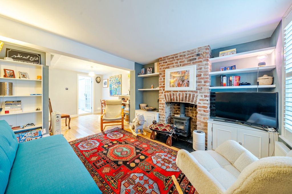 Property photo 2 of 13 1400258-4-698079E...