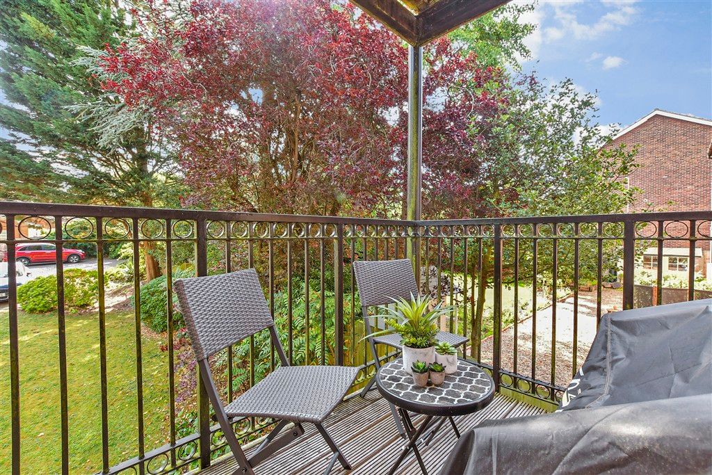 Property photo 2 of 13 Balcony / Terrace