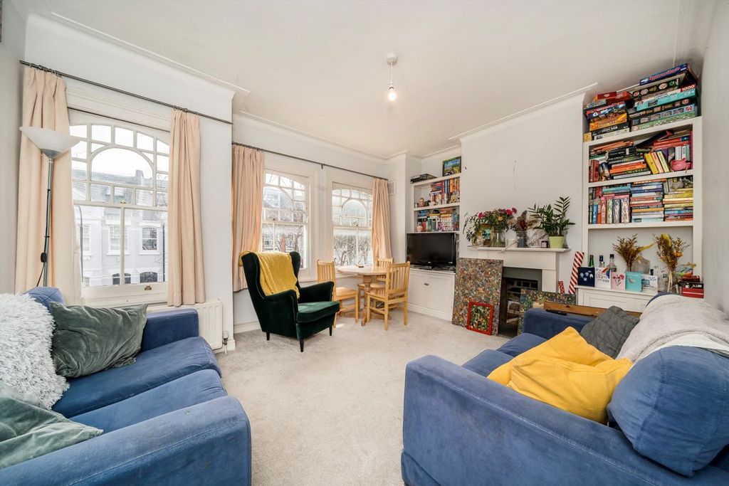 Property photo 2 of 7