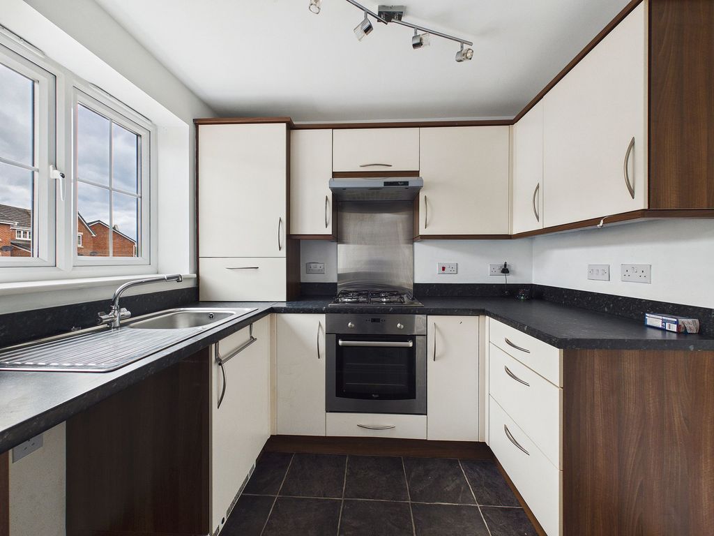 Property photo 3 of 8