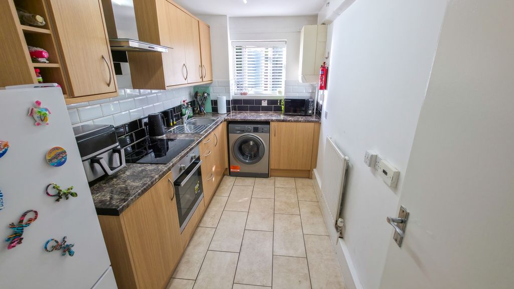 Property photo 3 of 9 20261013_142759