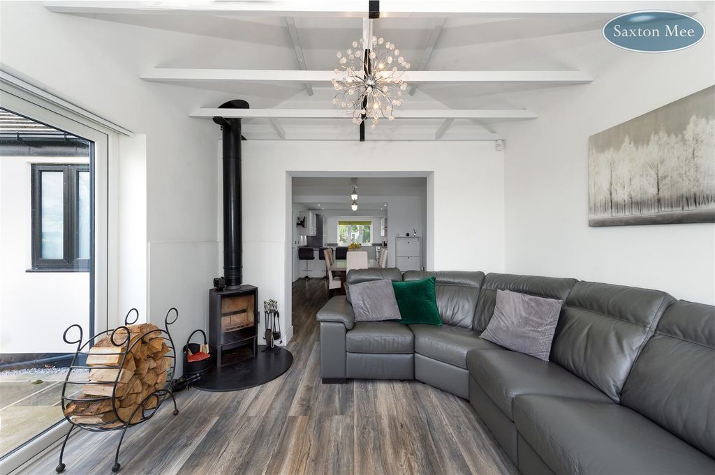 Property photo 3 of 25 Cons 5777.Jpg