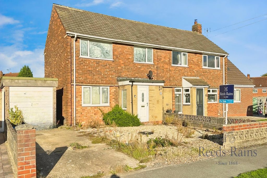 Property photo 1 of 18 Main