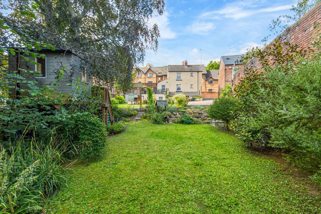 Property photo 1 of 43