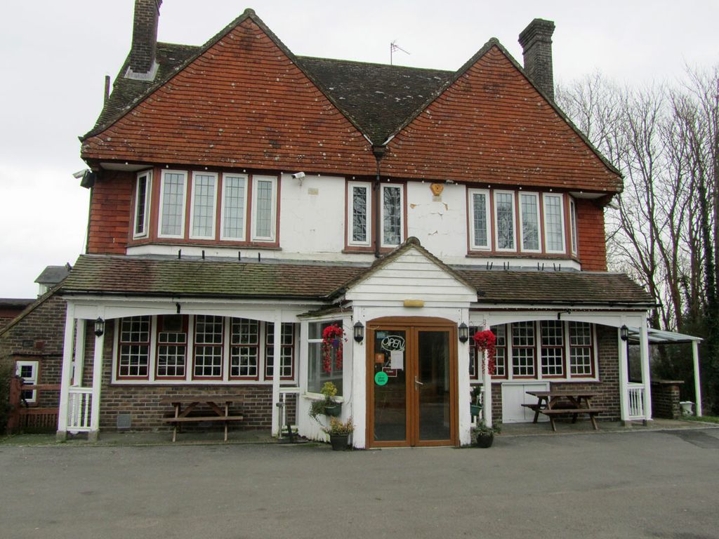 Property photo 1 of 9 Nutley Arms, Nutley