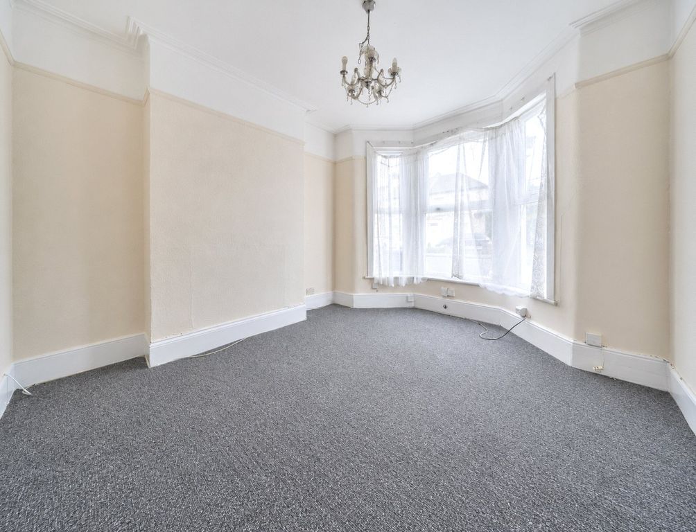Property photo 3 of 18 Picture No. 40