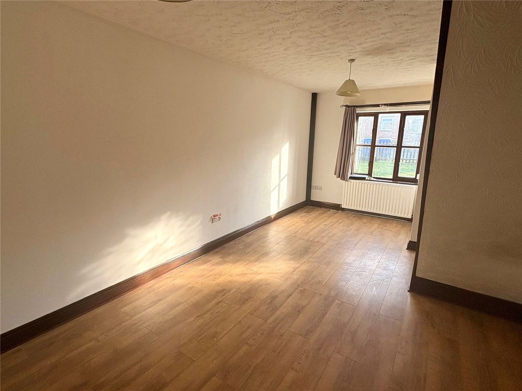 Property photo 2 of 11 Picture No. 06