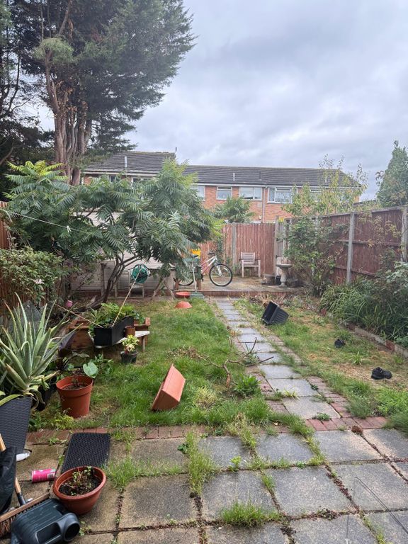 Property photo 2 of 10
