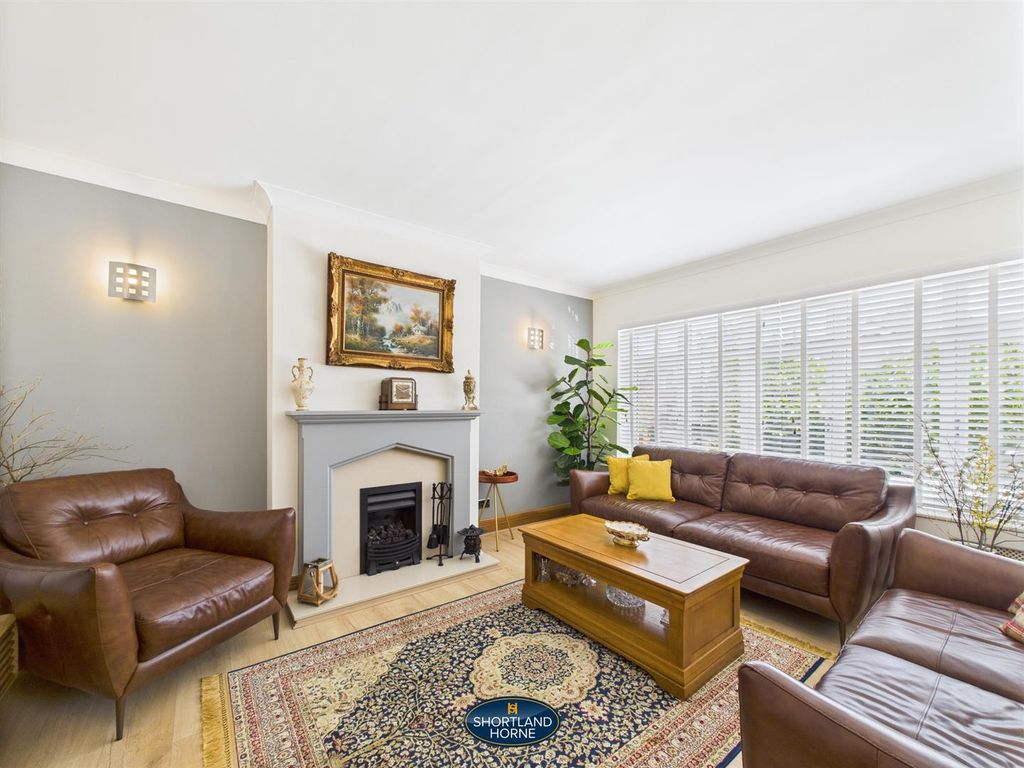 Property photo 3 of 30
