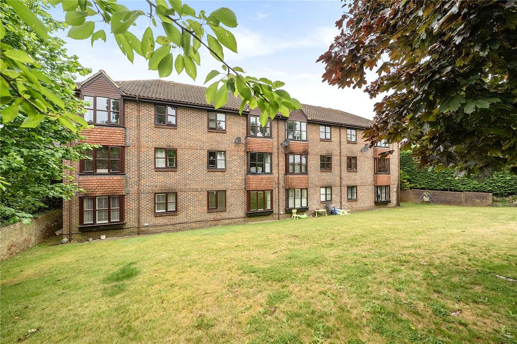Property photo 2 of 17 Picture No. 05
