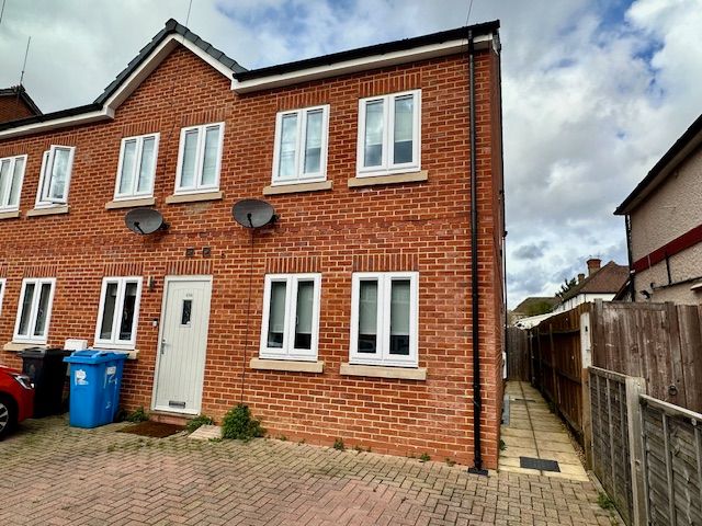 Property photo 1 of 18 Exterior