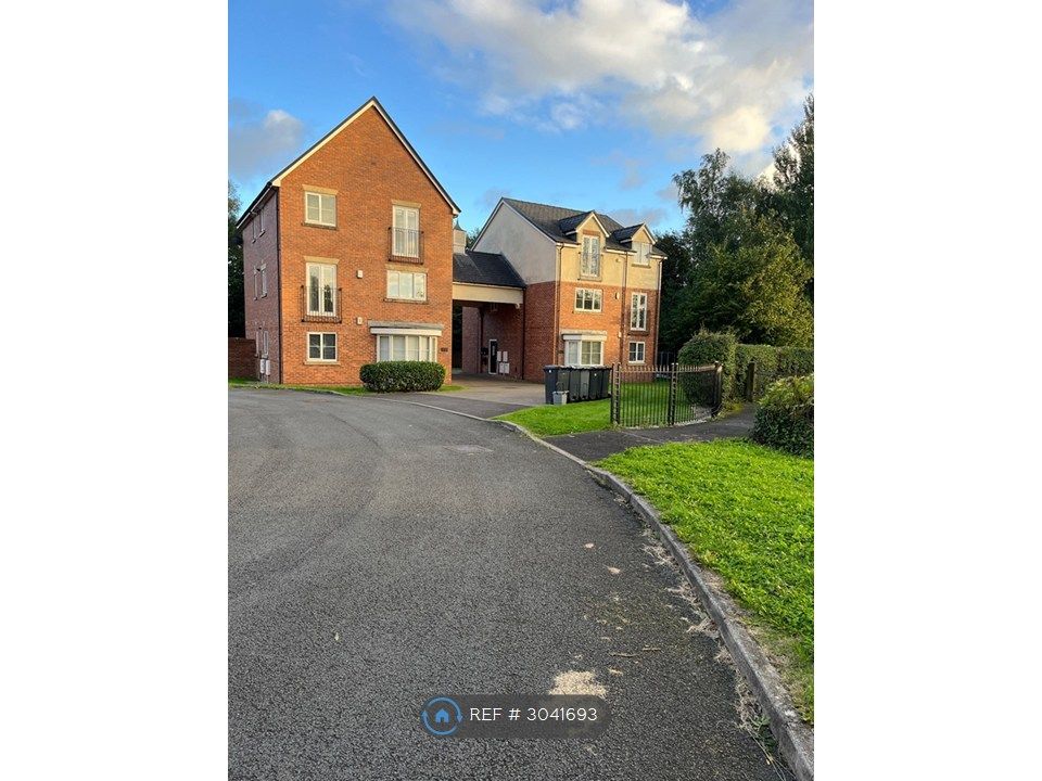 Property photo 2 of 17