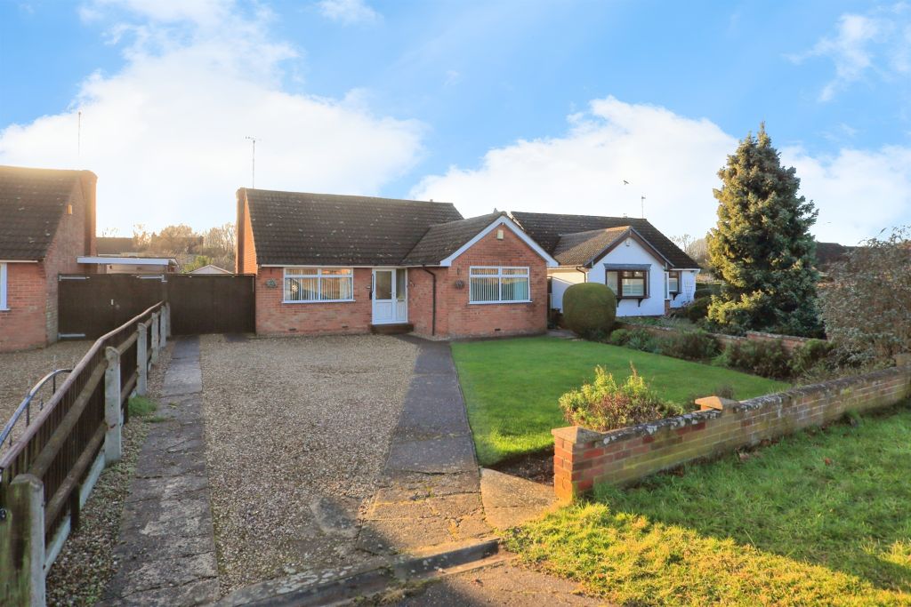 Property photo 1 of 42