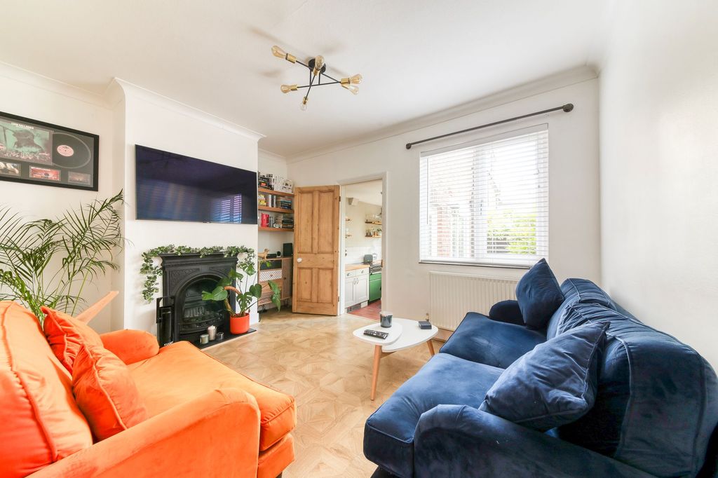 Property photo 1 of 9 Img_0699