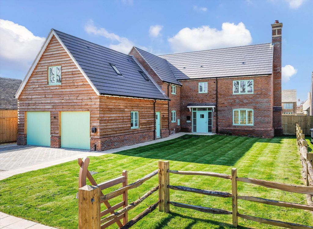 Property photo 1 of 24 Image